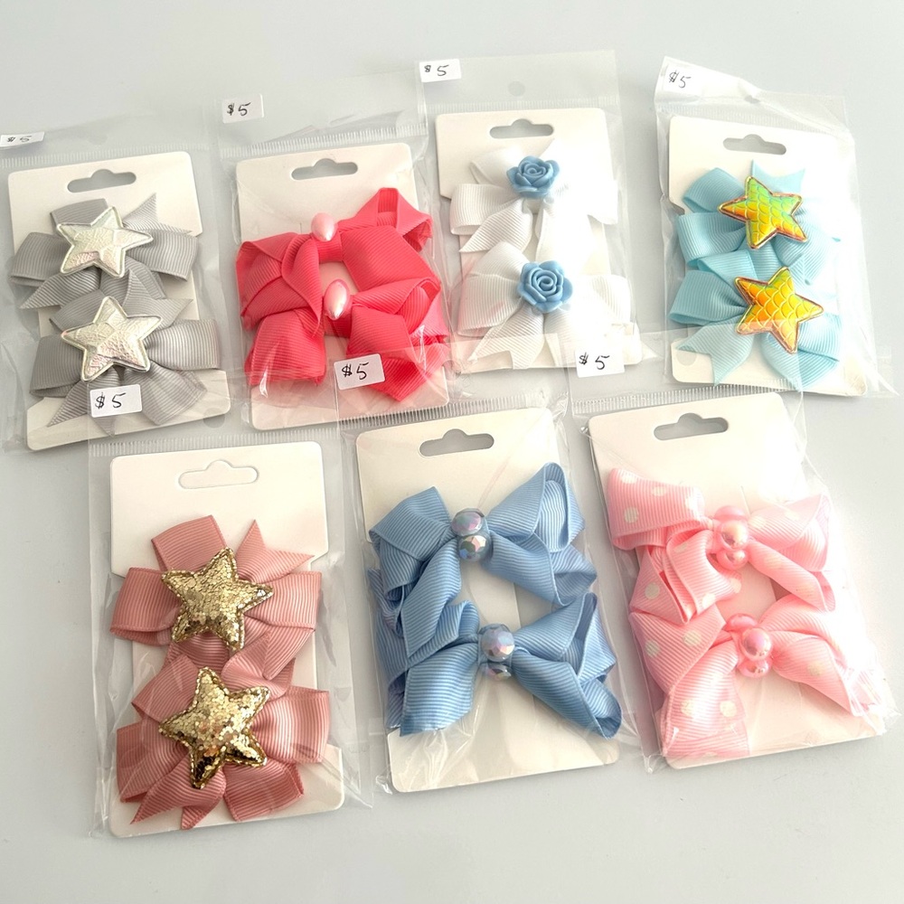 NWOT - Handmade Colorful Kids Hair Bow Set
